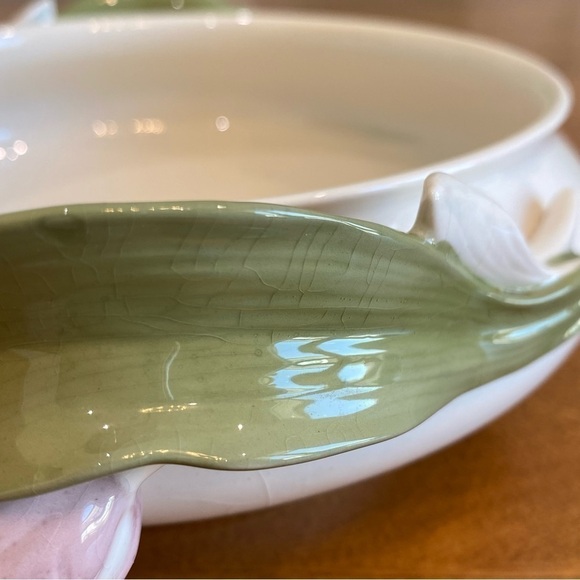 Goebel W Germany Vintage White  Porcelain w/Tulip Handle Dinnerware Serving Bowl - Picture 5 of 15